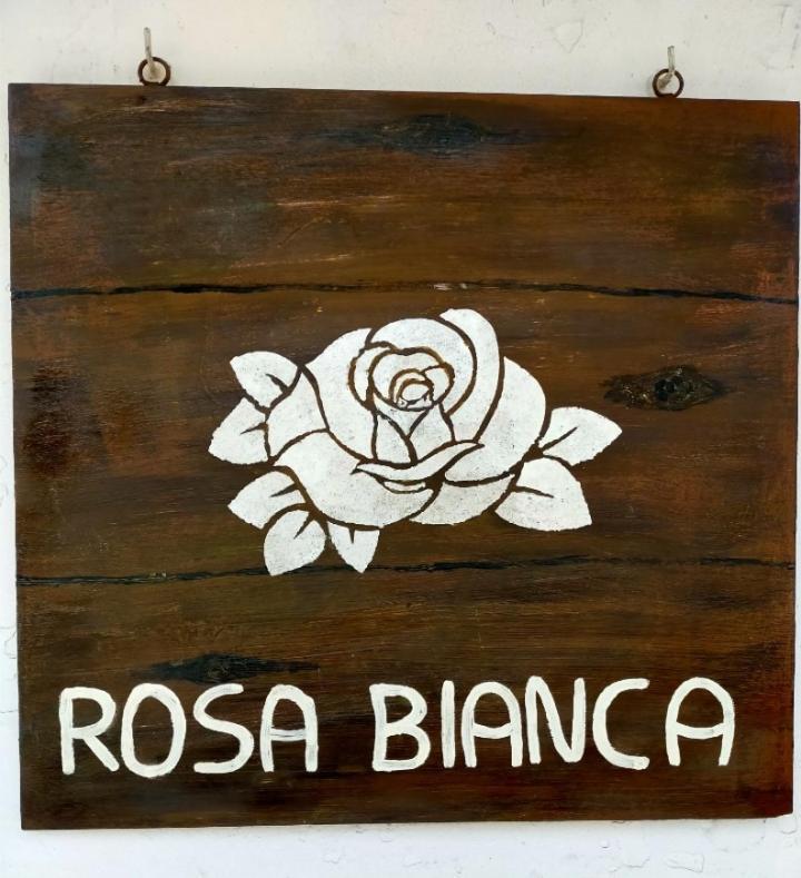 Hotel Rosa Bianca Quart Zewnętrze zdjęcie